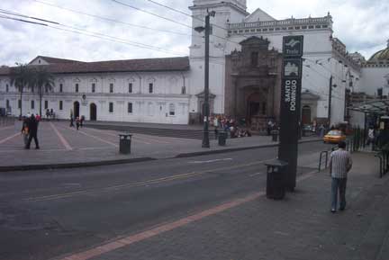 downtown Quito - plaza de Santo Domingo